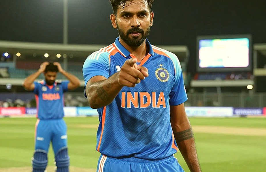 নিলামের হাতুড়ি আর মাঝের ওভার: ক্রিকেটের বাজার কেন স্পিনের দাম ভুল হিসাব করে নিলামের হাতুড়ি আর মাঝের ওভার: ক্রিকেটের বাজার কেন স্পিনের দাম ভুল হিসাব করে