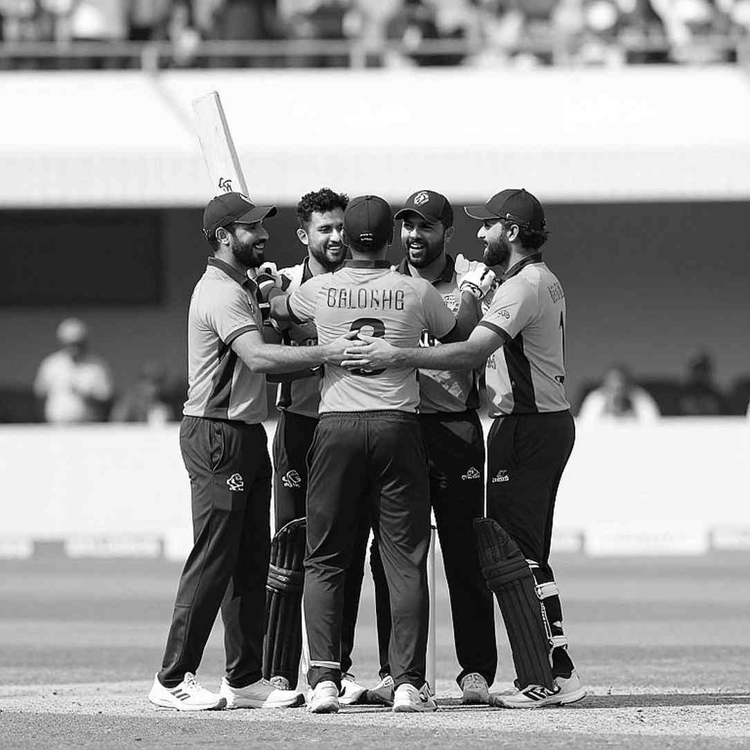 শাদাব খানের বীরত্ব কি পাকিস্তানের প্রবীণ খেলোয়াড়দের জন্য প্রেরণা হতে পারে?
