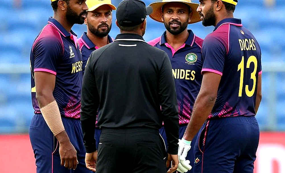 ক্রিকেটের ট্রান্সফার খাতা ব্লকচেইনে: স্মার্ট কন্ট্র্যাক্ট, ফ্যান টোকেন আর অদৃশ্য দায়