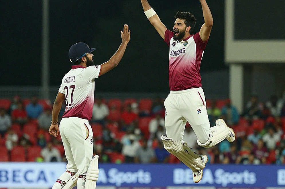 ২১৫-এর খাতা: সাদাকাতের ৯৬ এখনো কেন একটা খোলা প্রশ্ন ২১৫-এর খাতা: সাদাকাতের ৯৬ এখনো কেন একটা খোলা প্রশ্ন