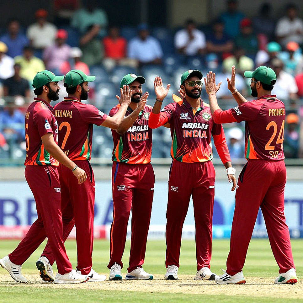 আম্পায়ার্স কল: ডিআরএসের ছায়ায় ক্রিকেটের সিদ্ধান্ত-বিতর্কের শারীরস্থান আম্পায়ার্স কল: ডিআরএসের ছায়ায় ক্রিকেটের সিদ্ধান্ত-বিতর্কের শারীরস্থান