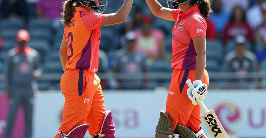 অর্ধ-জায়গার প্রতিশ্রুতি: আবুধাবিতে বাংলাদেশের দুই ধসের টেকটিক্যাল পাঠ