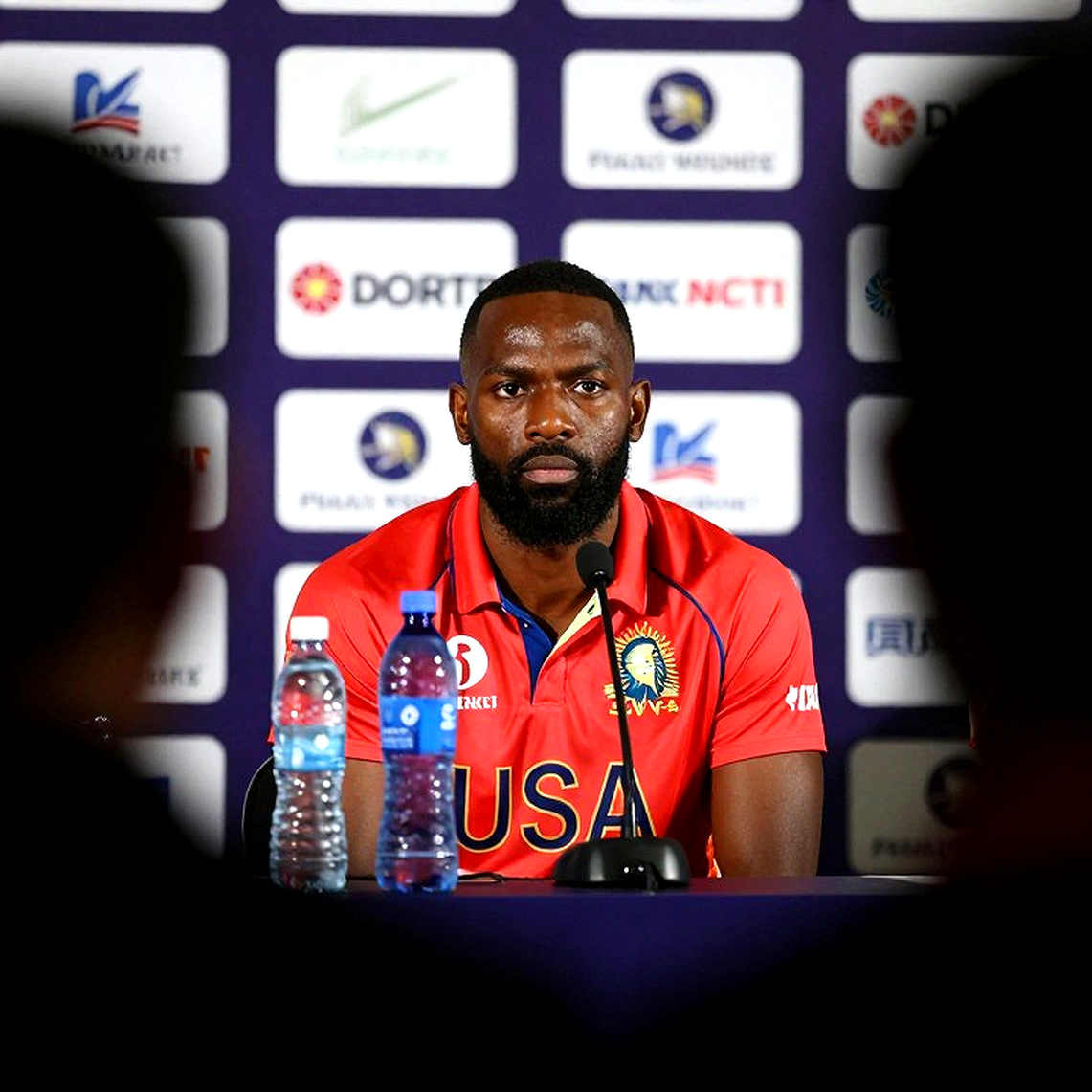 Analysis of Data Void: The Crisis of Input Data in Cricket Analysis Analysis of Data Void: The Crisis of Input Data in Cricket Analysis
