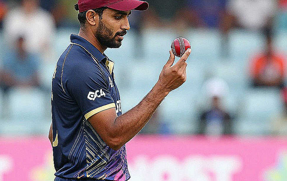 Analysis of Data Void: The Crisis of Input Data in Cricket Analysis Analysis of Data Void: The Crisis of Input Data in Cricket Analysis