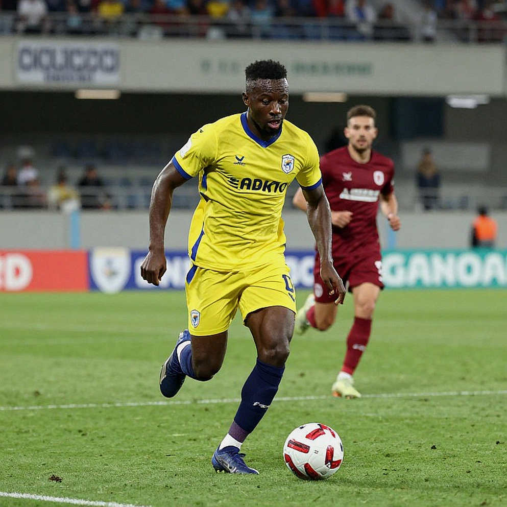 Can Blockchain Fix Football's Transfer and VAR Disputes? The Legal Limits of an Immutable Ledger Can Blockchain Fix Football's Transfer and VAR Disputes? The Legal Limits of an Immutable Ledger