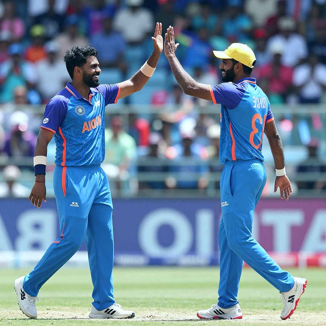 Santner's Economy and October Seam: What India's Batting Is Really Being Tested On in New Zealand Santner's Economy and October Seam: What India's Batting Is Really Being Tested On in New Zealand