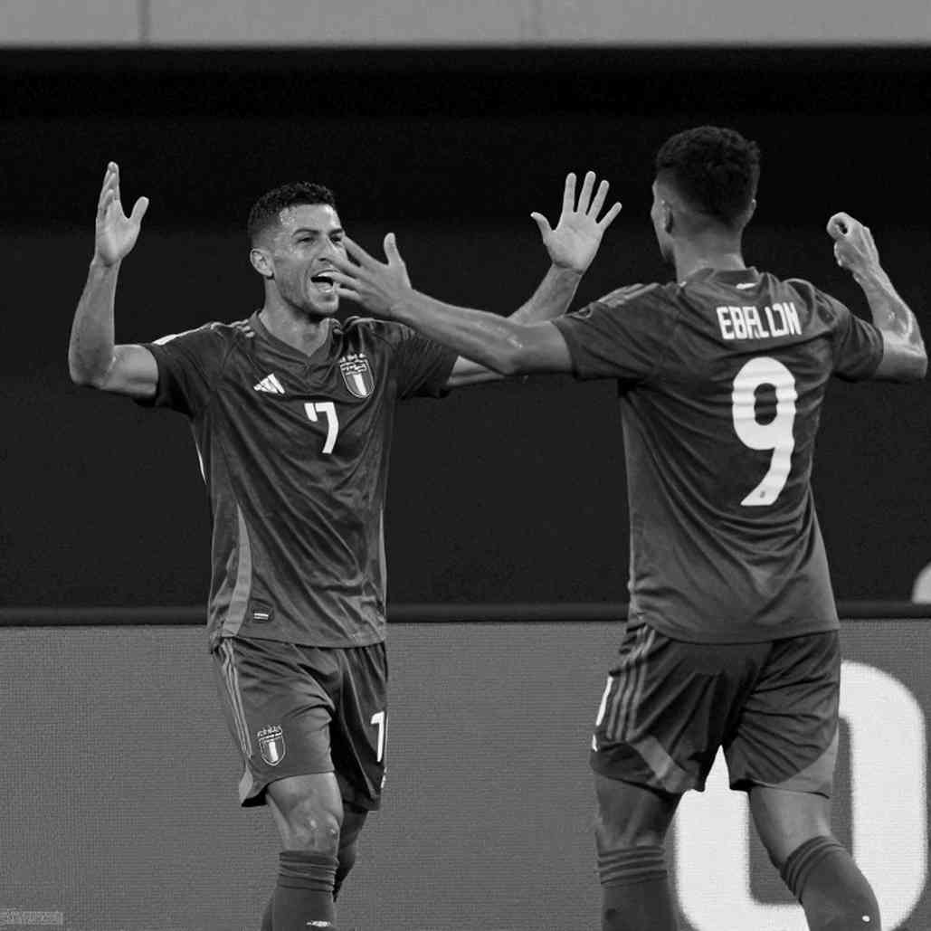 Blockchain Technology and Football: New Horizons for Sports in the Digital Age Blockchain Technology and Football: New Horizons for Sports in the Digital Age