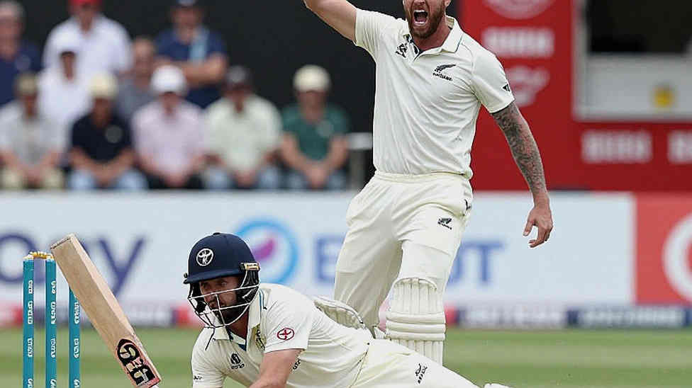 ট্রান্সফার উইন্ডোয় শব্দ ও নীরবতা: নোটবুক, যাচাই আর ক্রিকেটের অপরিবর্তনীয় রেকর্ড ট্রান্সফার উইন্ডোয় শব্দ ও নীরবতা: নোটবুক, যাচাই আর ক্রিকেটের অপরিবর্তনীয় রেকর্ড