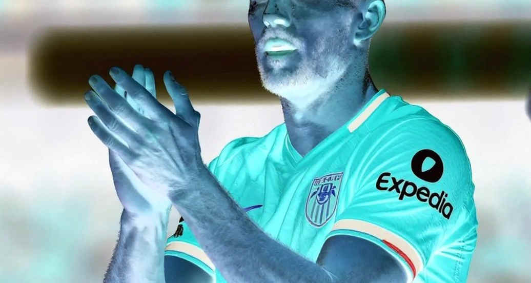A Chain That Needs a Source: The Transfer Window, Blockchain Promises, and Football's Information Supply Line A Chain That Needs a Source: The Transfer Window, Blockchain Promises, and Football's Information Supply Line