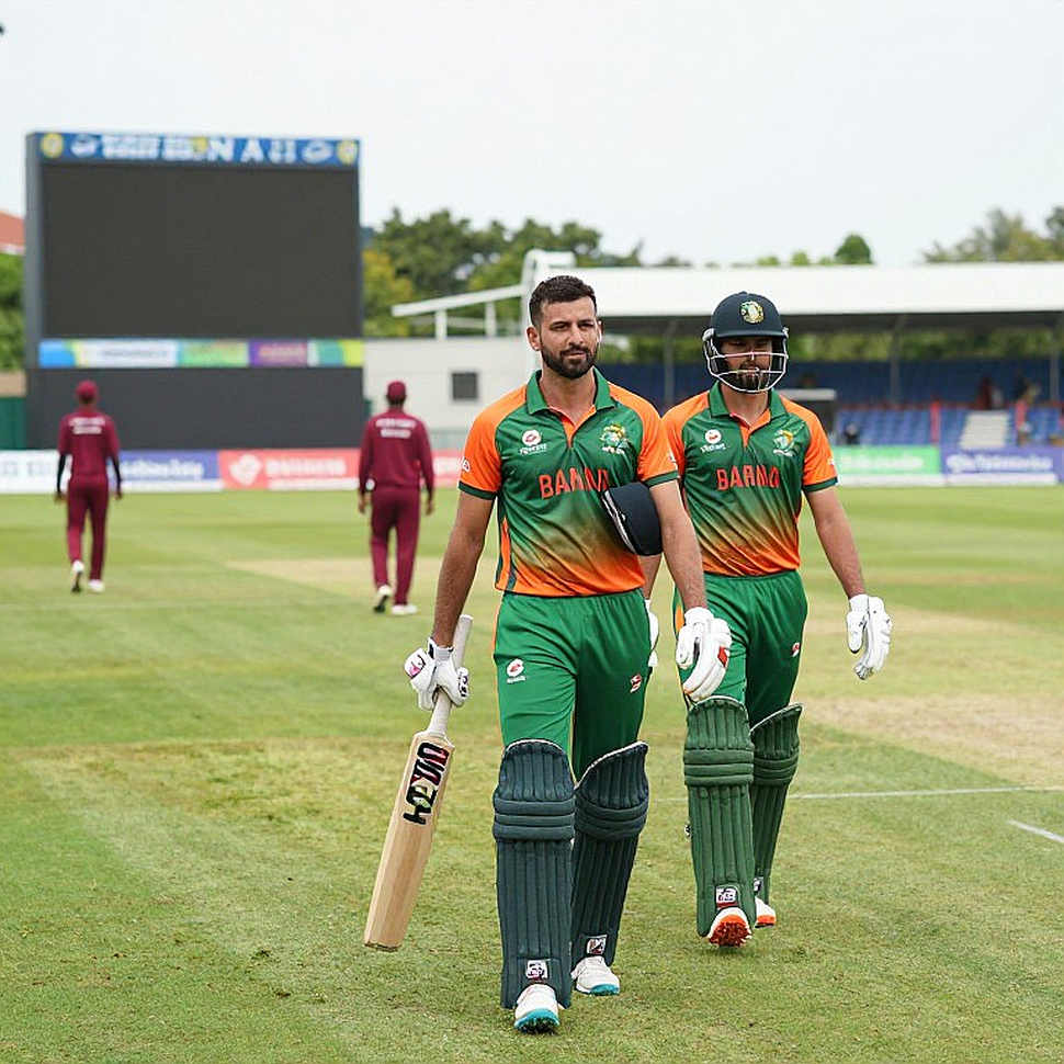 Dew, Toss and the Middle Overs: Asia's Real Battle Is Never Played on the Scoreboard Dew, Toss and the Middle Overs: Asia's Real Battle Is Never Played on the Scoreboard