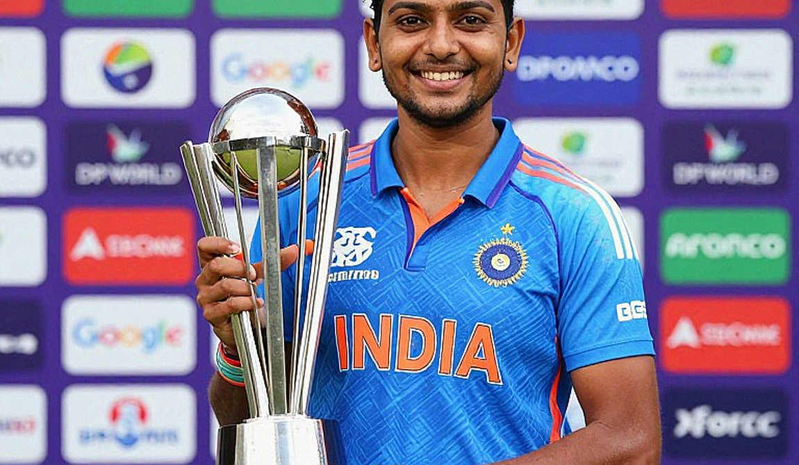 টেপ-বলের গলি থেকে ফ্র্যাঞ্চাইজি ফ্লাইট: বাংলাদেশের ক্রিকেটশ্রমের নতুন ভূগোল টেপ-বলের গলি থেকে ফ্র্যাঞ্চাইজি ফ্লাইট: বাংলাদেশের ক্রিকেটশ্রমের নতুন ভূগোল