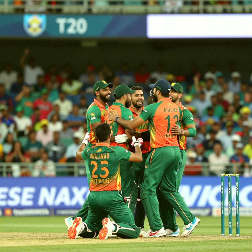 হেলমেটের উপরের অংশে আঘাত, স্মিথ মাঠে নেই: ডারবানের স্লিপ কর্ডনের ফাঁক আর কনকাশন প্রোটোকলের কঠিন হিসাব হেলমেটের উপরের অংশে আঘাত, স্মিথ মাঠে নেই: ডারবানের স্লিপ কর্ডনের ফাঁক আর কনকাশন প্রোটোকলের কঠিন হিসাব