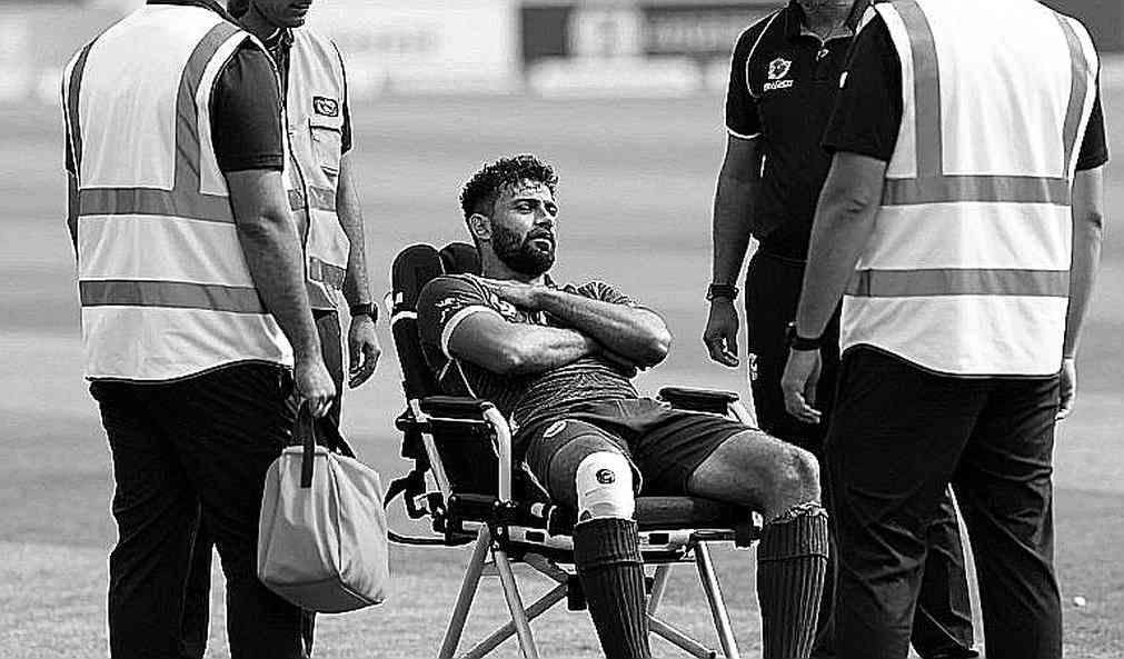 ৩০ বলে ৩০, হাতে ছয় উইকেট: কেনসিংটনে দক্ষিণ আফ্রিকার কাঠামো ভাঙল কোন ফেজে ৩০ বলে ৩০, হাতে ছয় উইকেট: কেনসিংটনে দক্ষিণ আফ্রিকার কাঠামো ভাঙল কোন ফেজে
